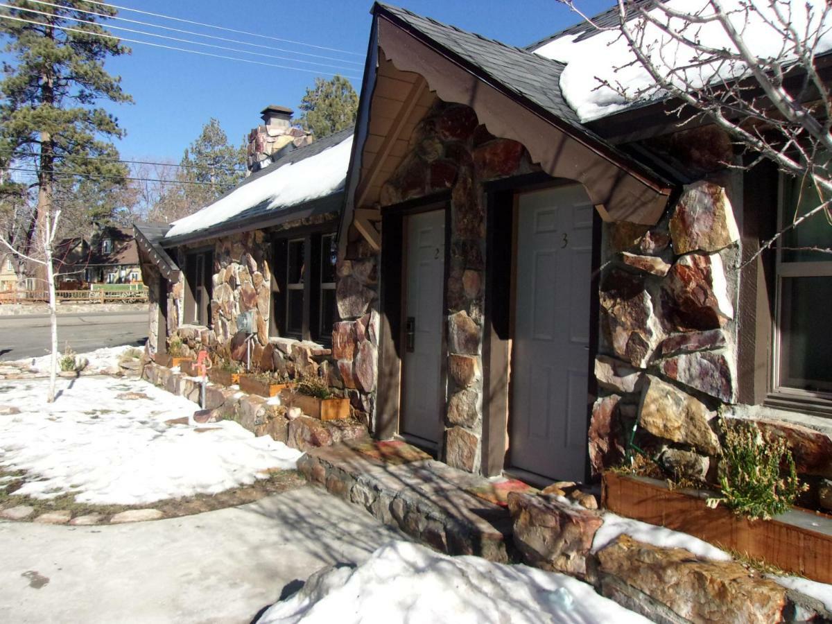 Embers Lodge & Cabins ビッグ・ベアー・レイク 部屋 写真