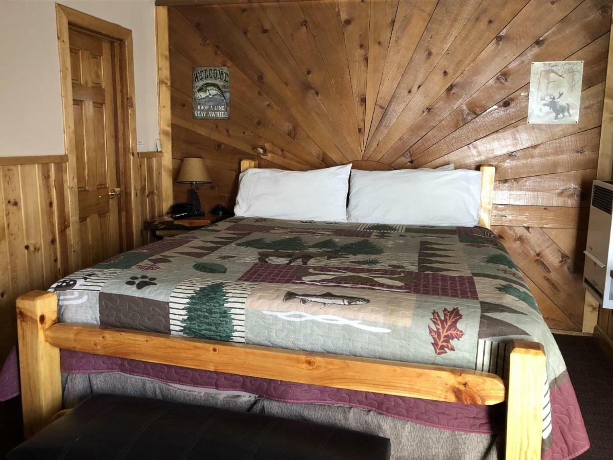 Embers Lodge & Cabins ビッグ・ベアー・レイク 部屋 写真